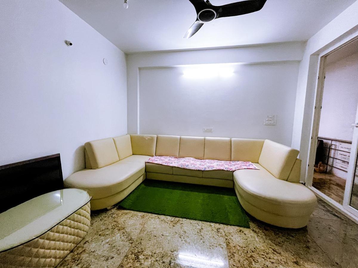 Rvr Home - Beautiful Rooms Бангалор Экстерьер фото
